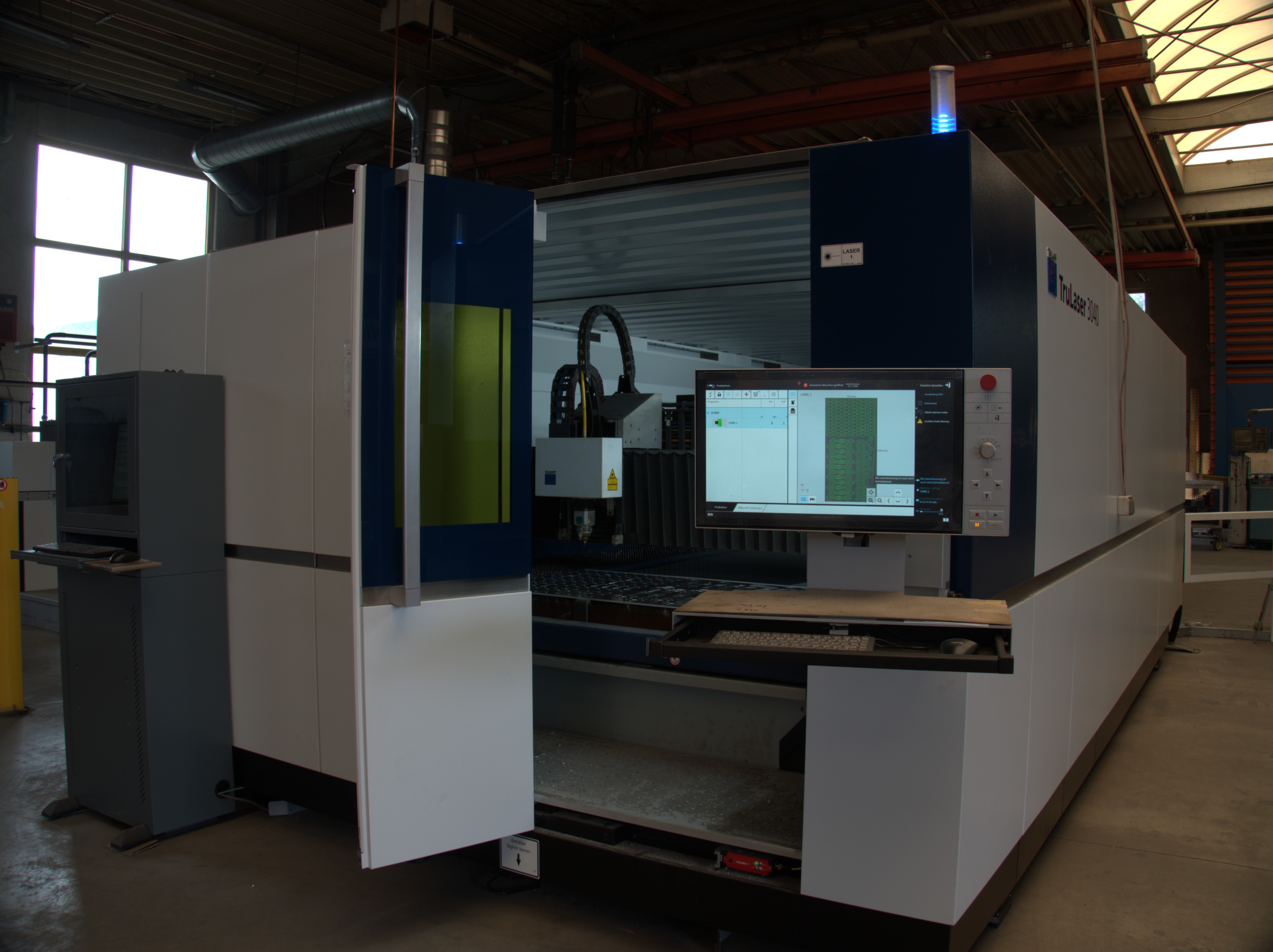 Blechbearbeitung – DIT GmbH